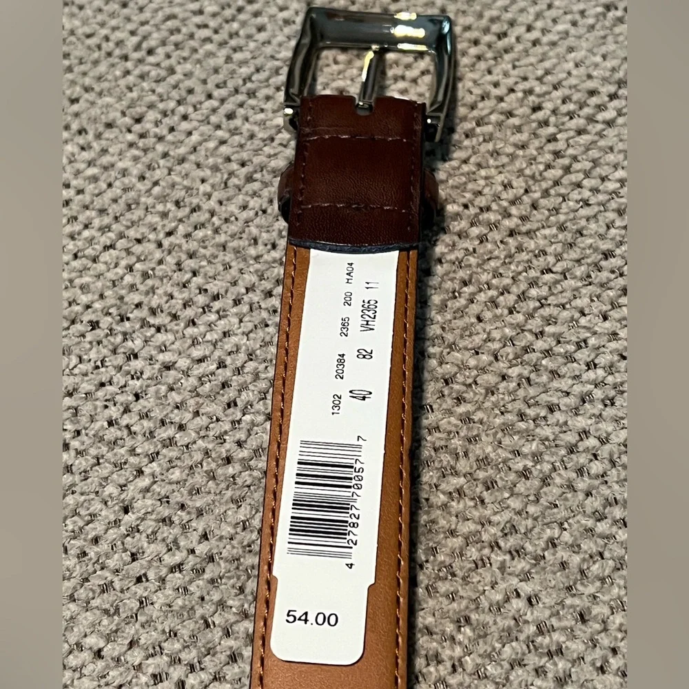Van Heusen new tags